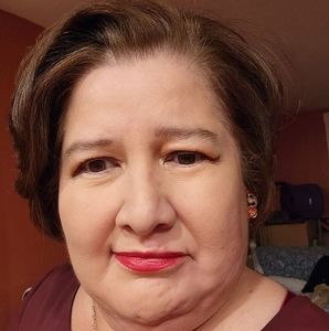 Meet your Posher, Eva